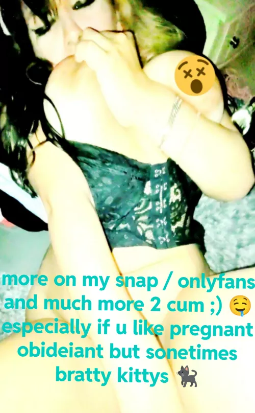 naughty pregnant kitty my milk came in first finally have a big glowing sexy belly to match with my milk filled giant titties to go with it but this picture was too hot to not post to my page 💯