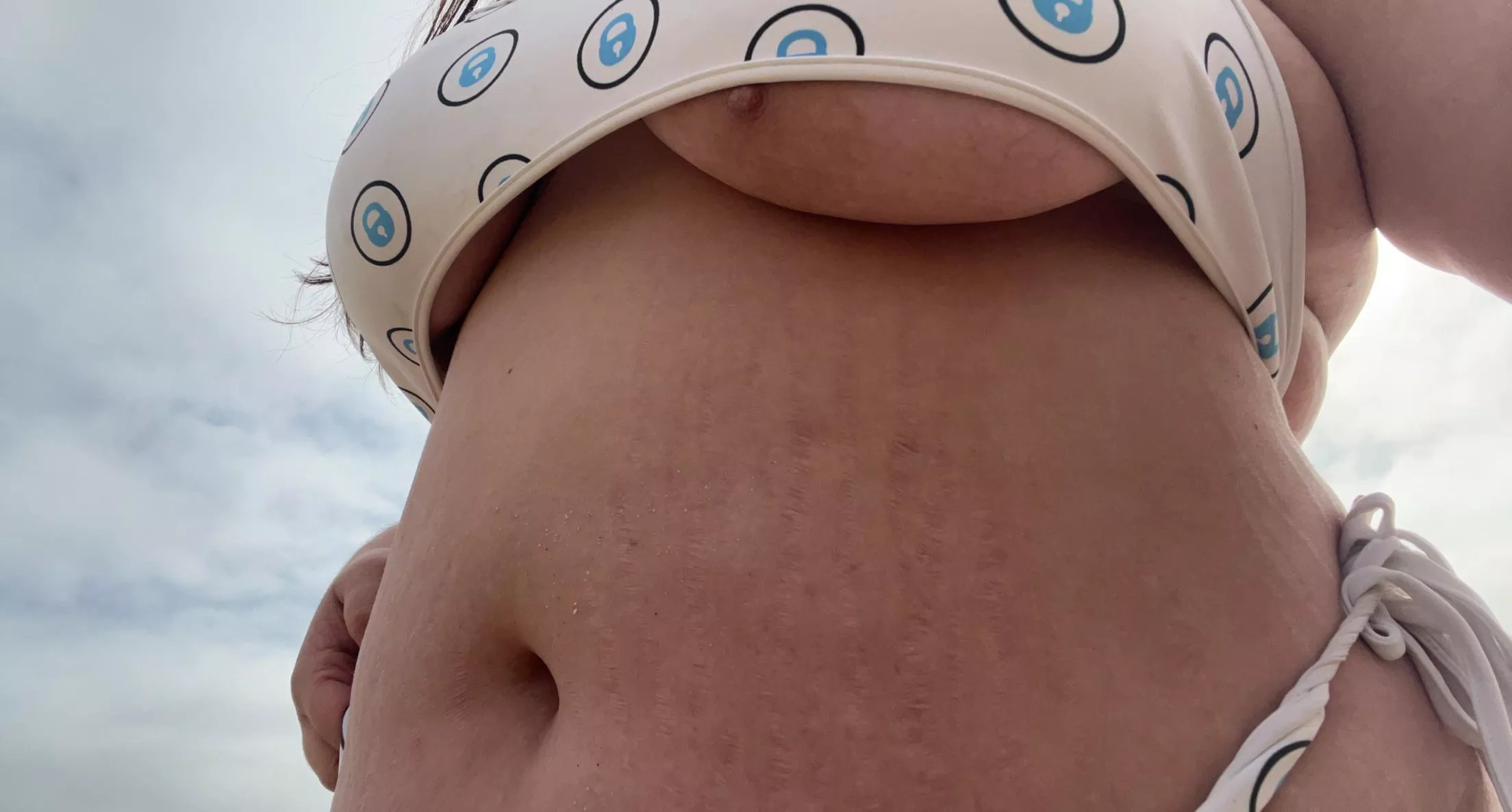 Nip slip on public beach