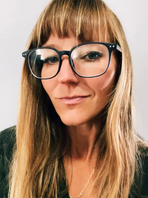 Older chicks have more fun