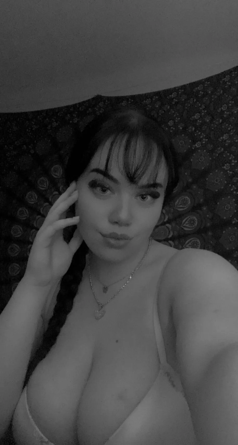 pretty face and pretty boobs over on my OnlyFans😘