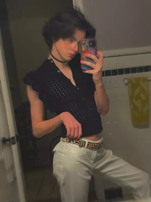 Queen of 70s night (ft. my moms belt that I stole)