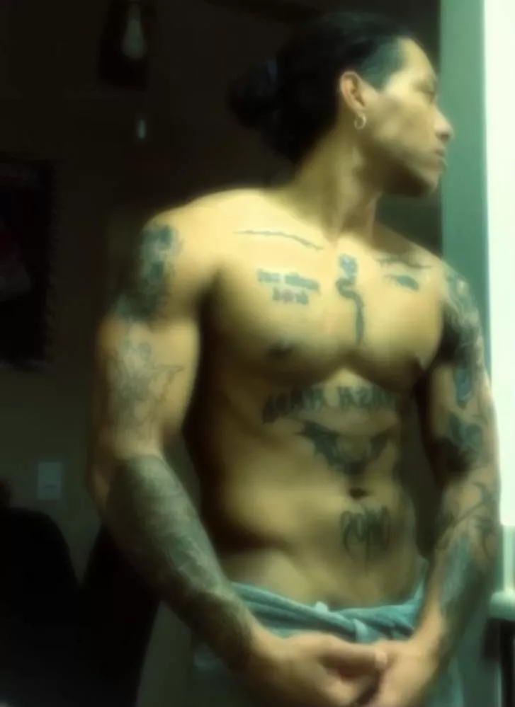 Really want a full neck piece 🩸