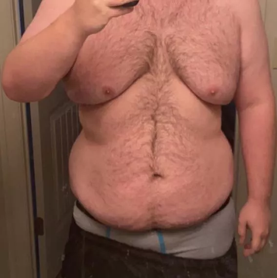 Someone come appreciate this chubby body