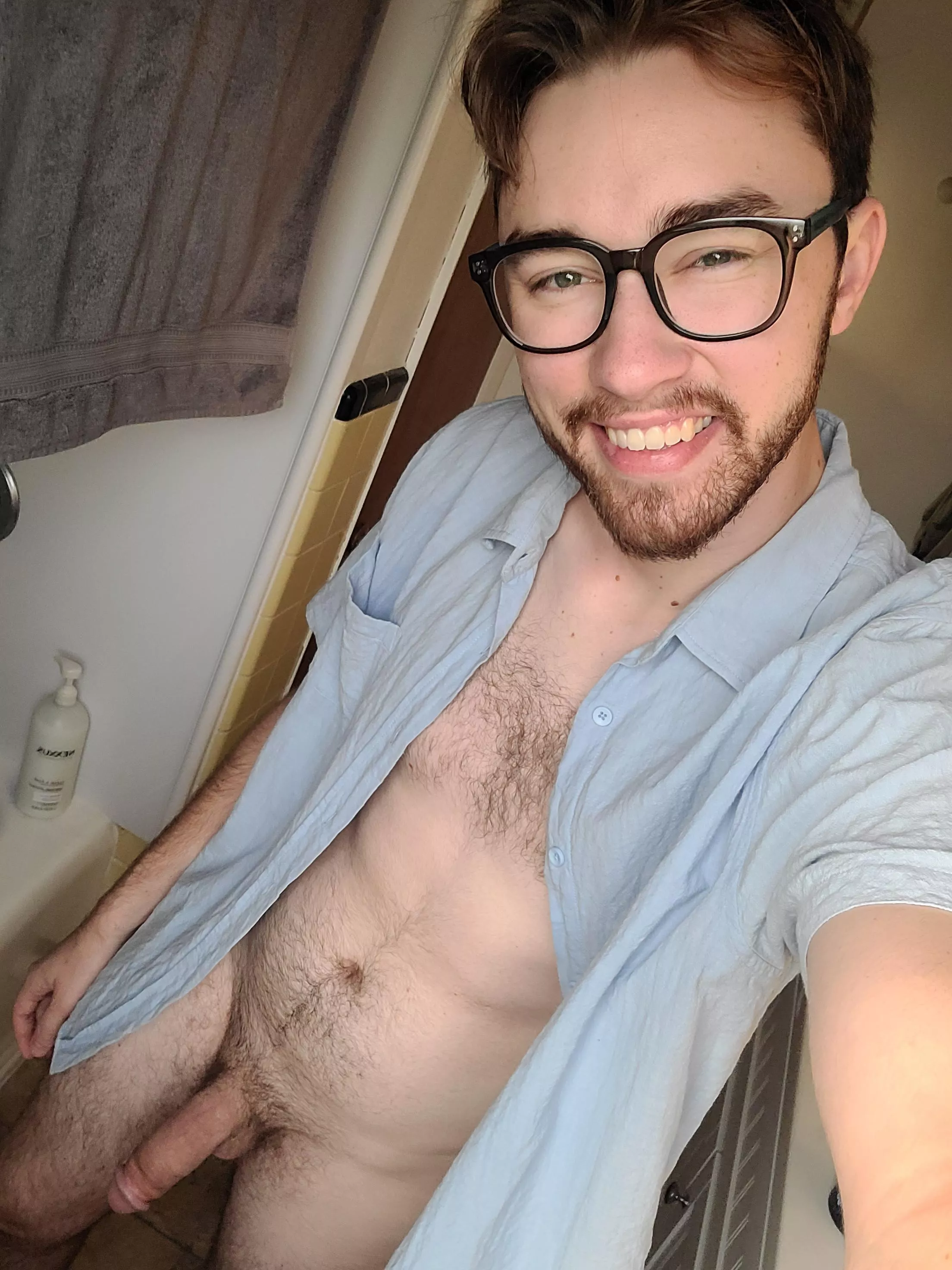 The morning sunlight in my bathroom is my favorite lighting