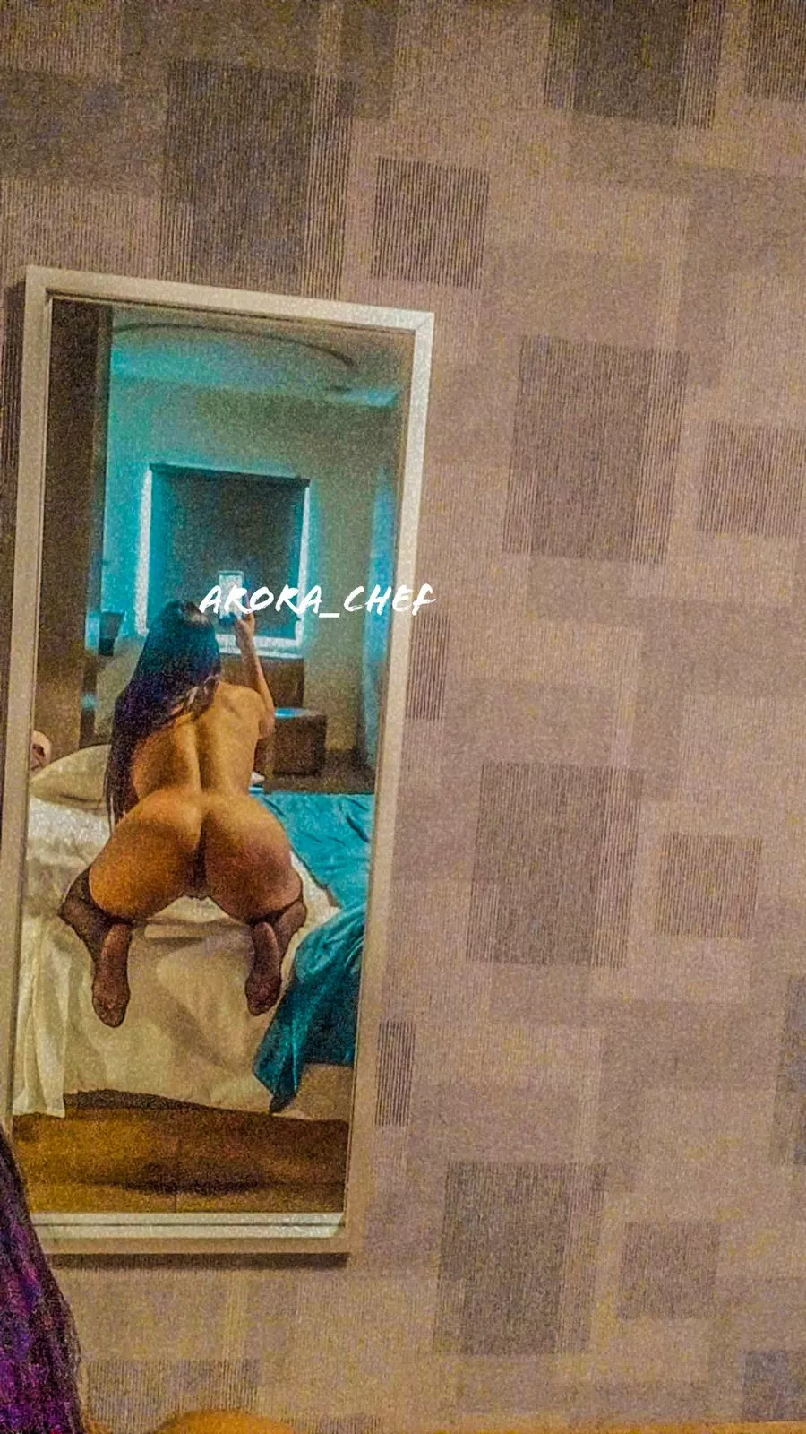 Thin waist and a [F]at ass brown fucktoy