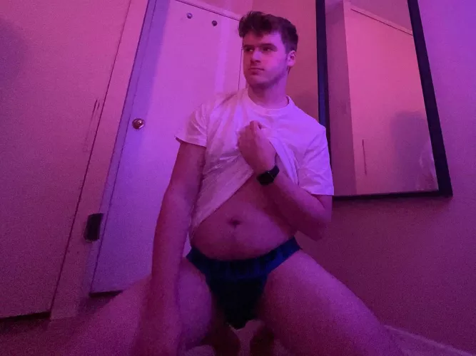 What can I say? I love being on my knees 😈