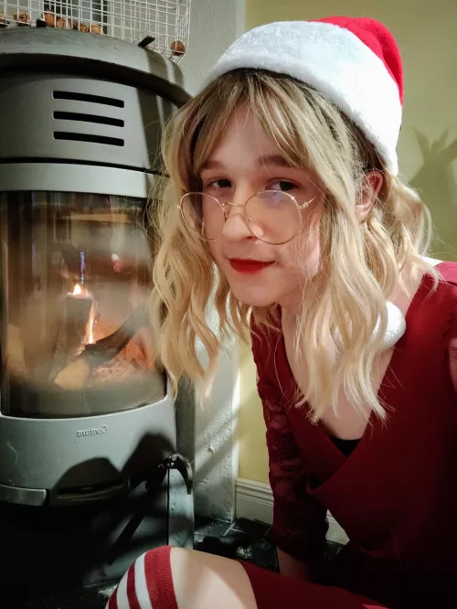 What's hotter, me or the fire? 🔥