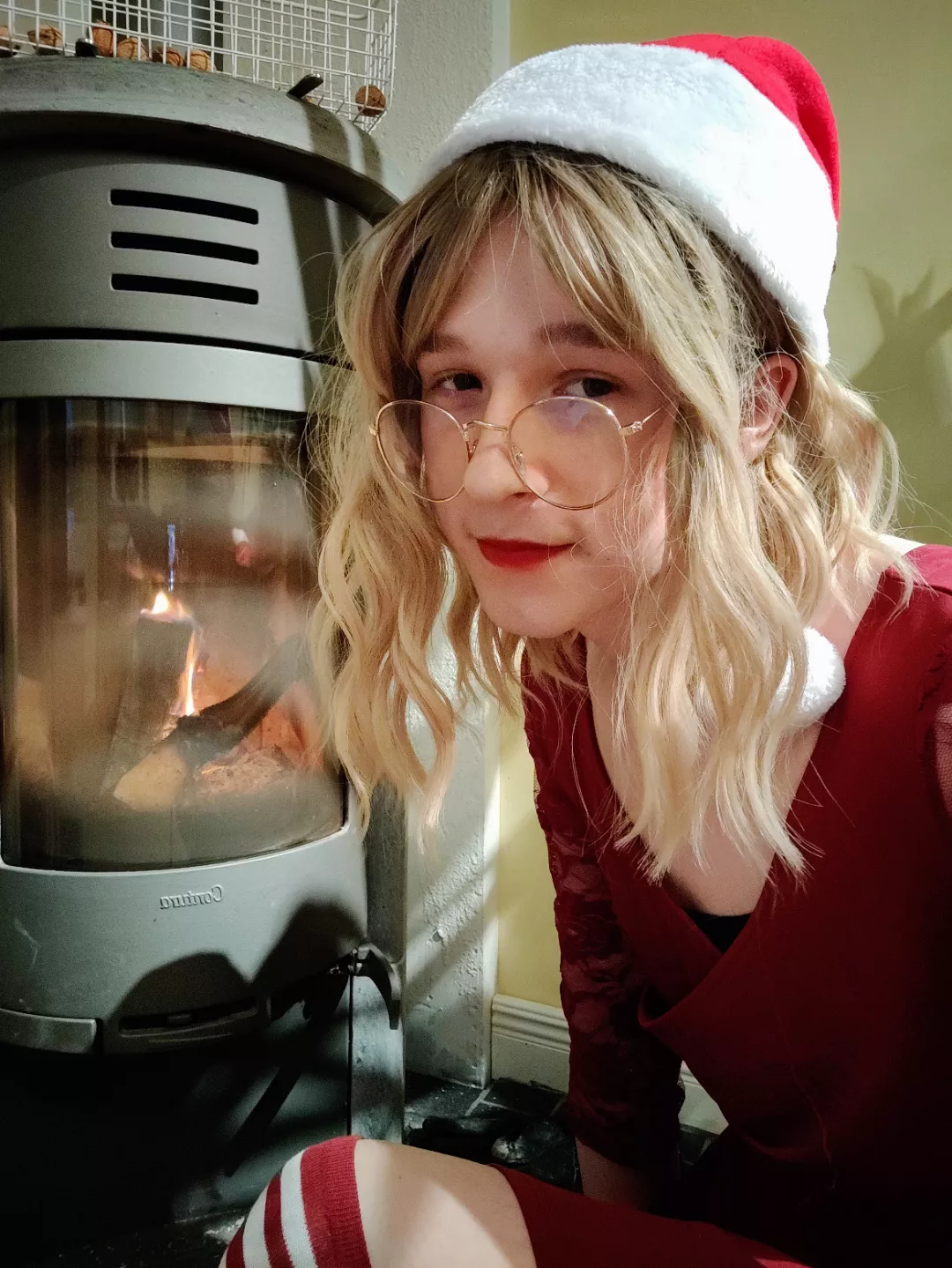 What's hotter, me or the fire? 🔥