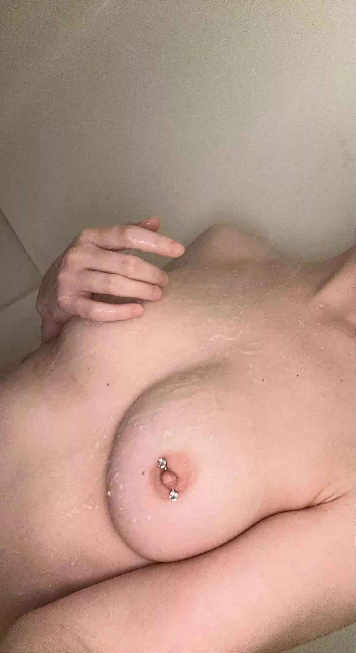 Wish it was your cum instead of water 💦