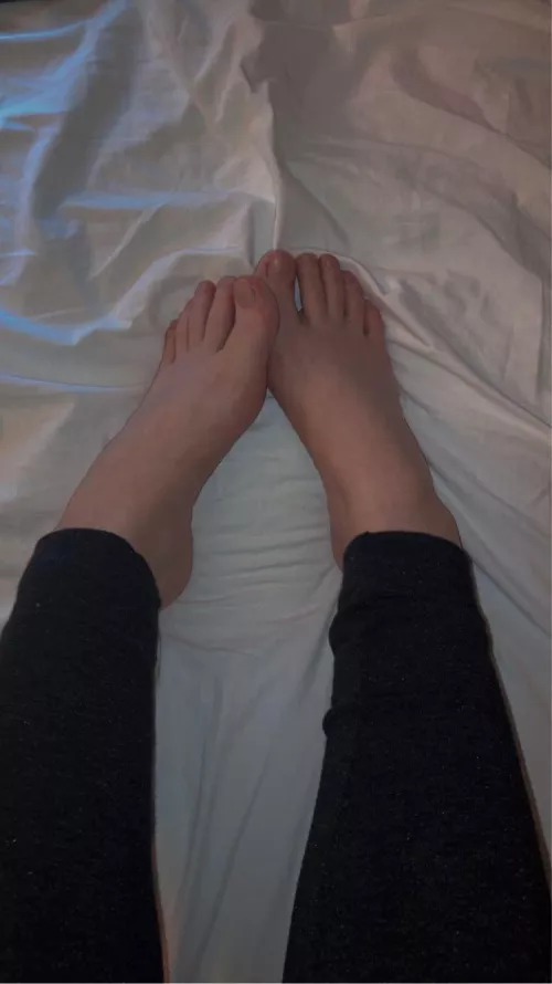 Would you cum on them? 🤭