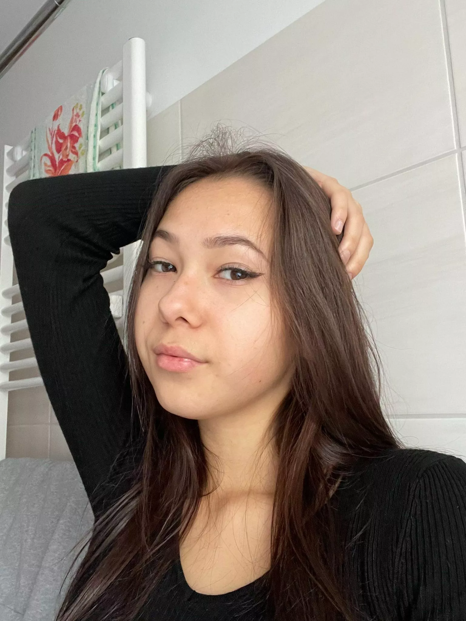 Would you give a small Latina a chance?