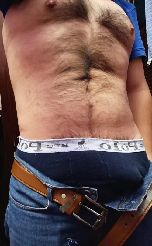 would you like to come to rub and kiss my chest?