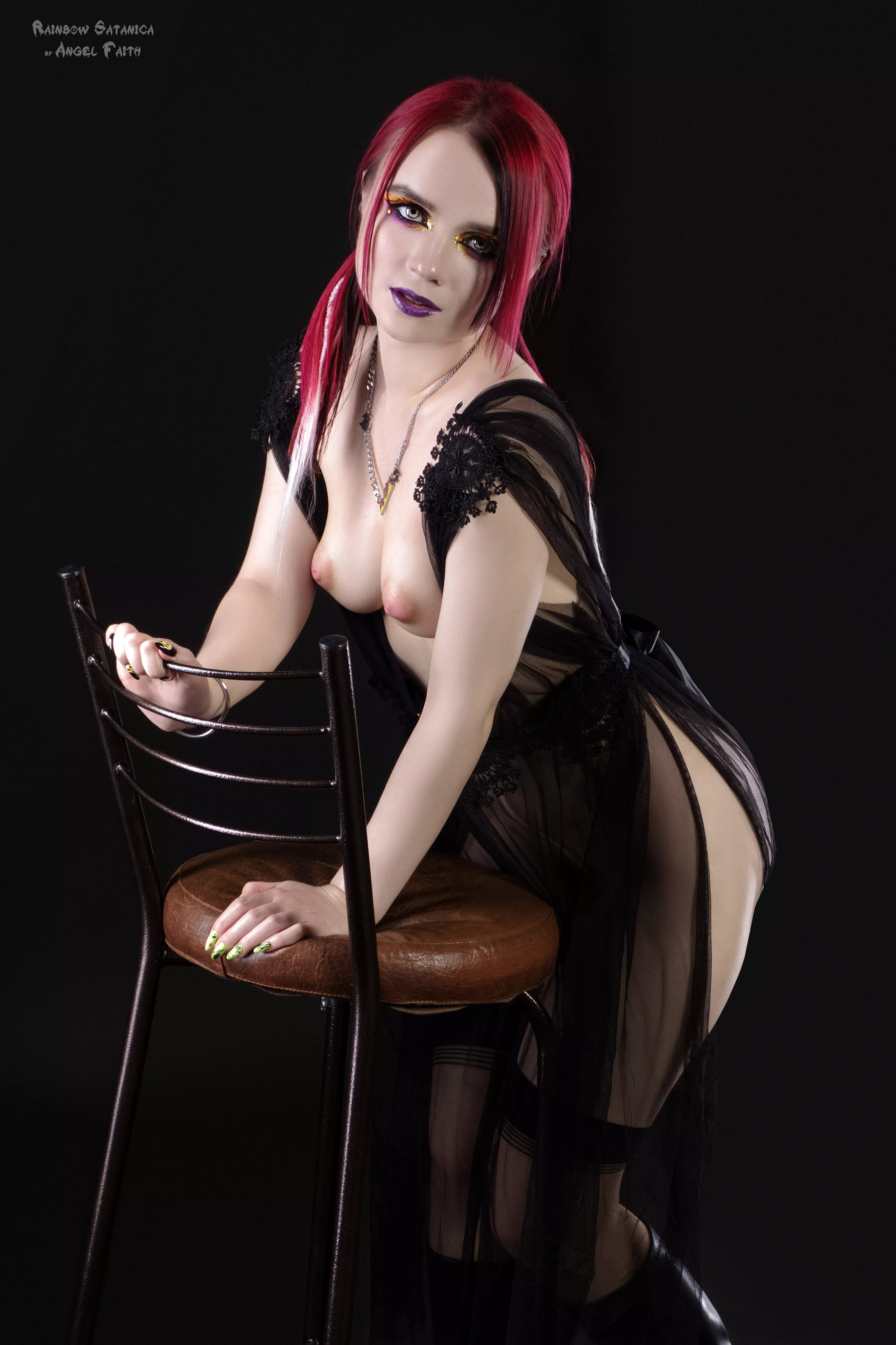 Your lady is consumed by noir