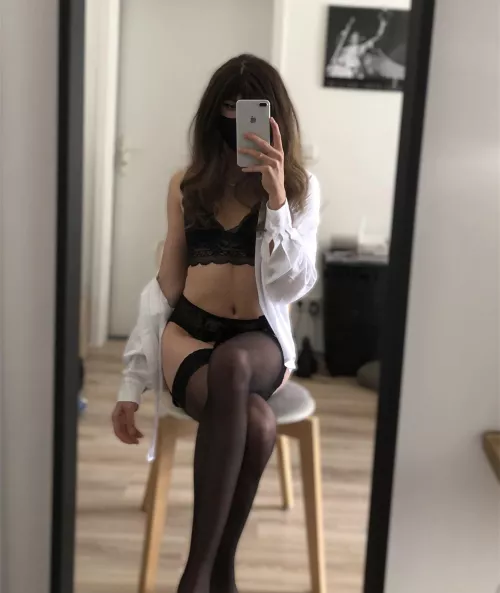 Your secretary is waiting.. (lul)