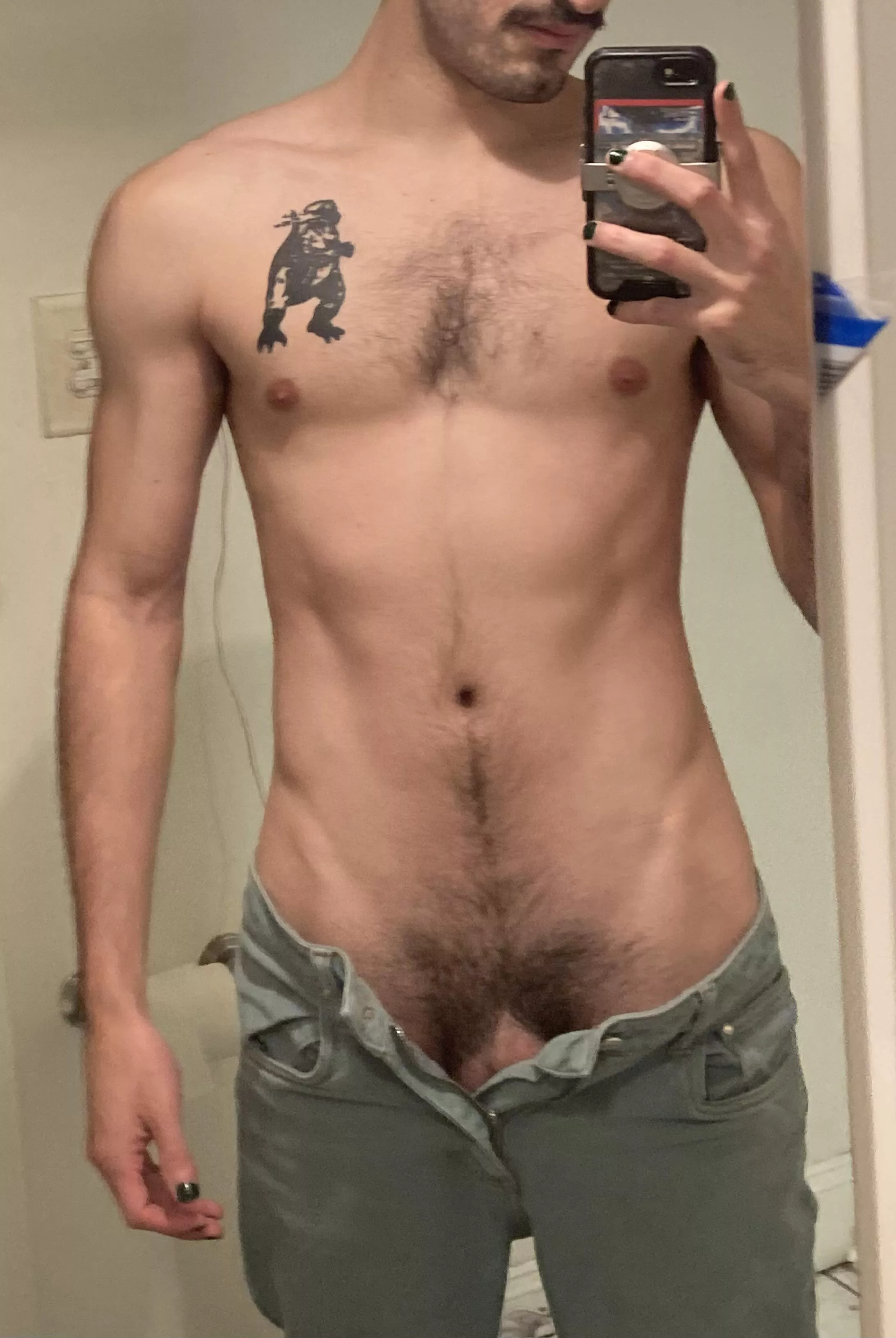 [25] Happy Monday, bros