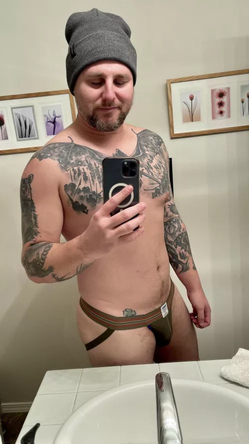 Cleaning the house in a jockstrap is so freeing and the neighbors love it, don’t you?