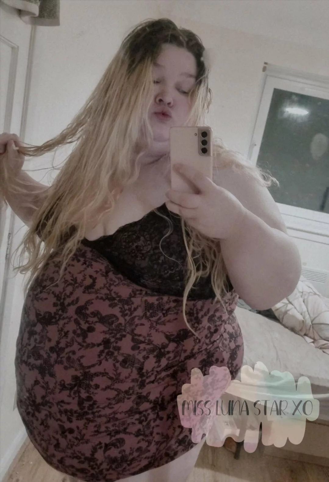 Come to bed with me?😘