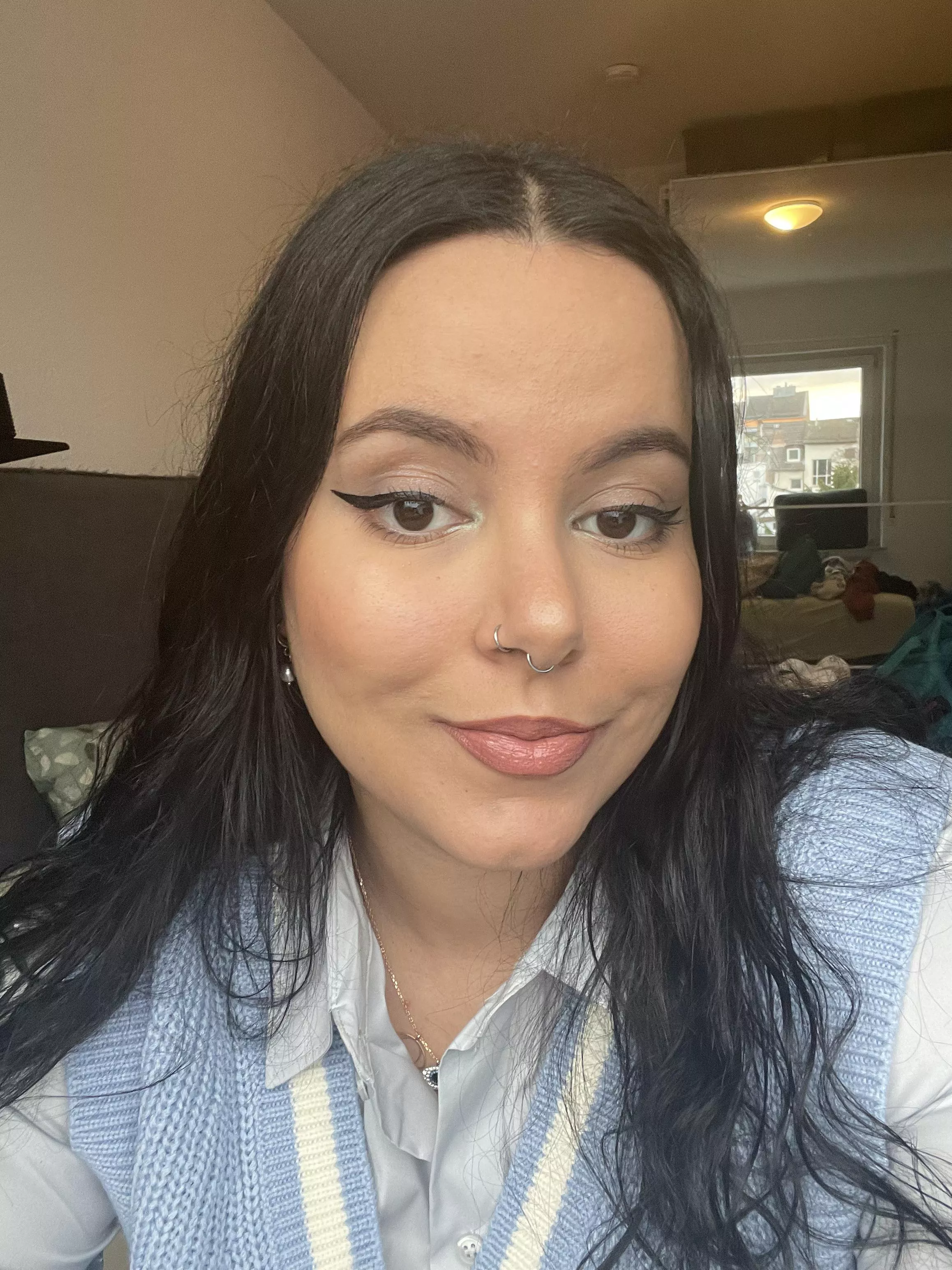 [F] Hey, have a good sunday evening and great start into the new week 💙