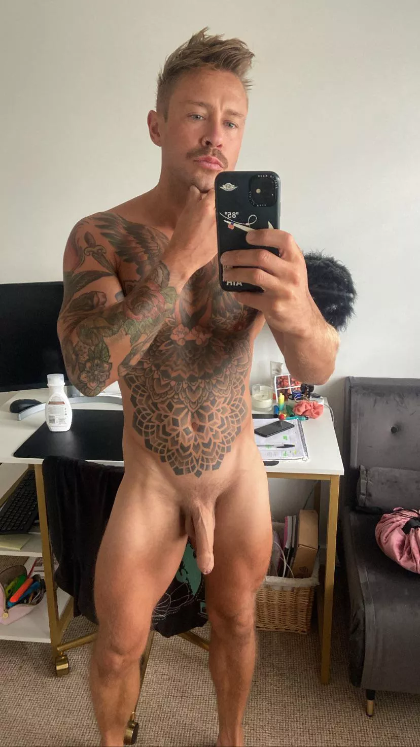 For Christmas morning I want someone on the end of my cock…..[32]