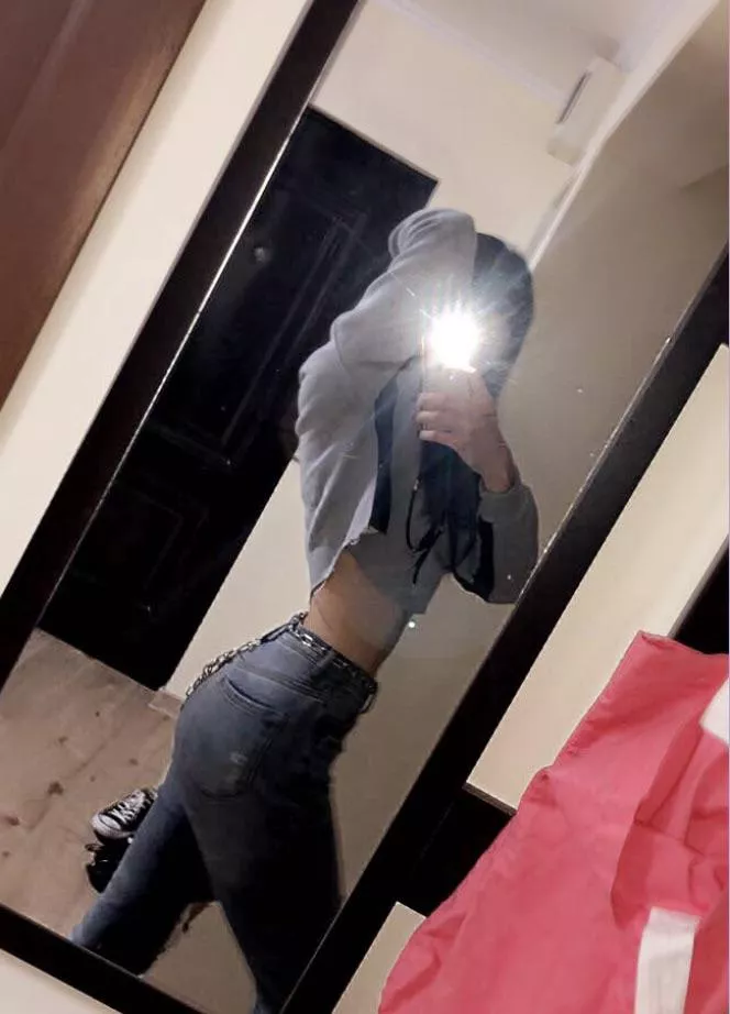 fresh 19 hehe :3🖤 [f]