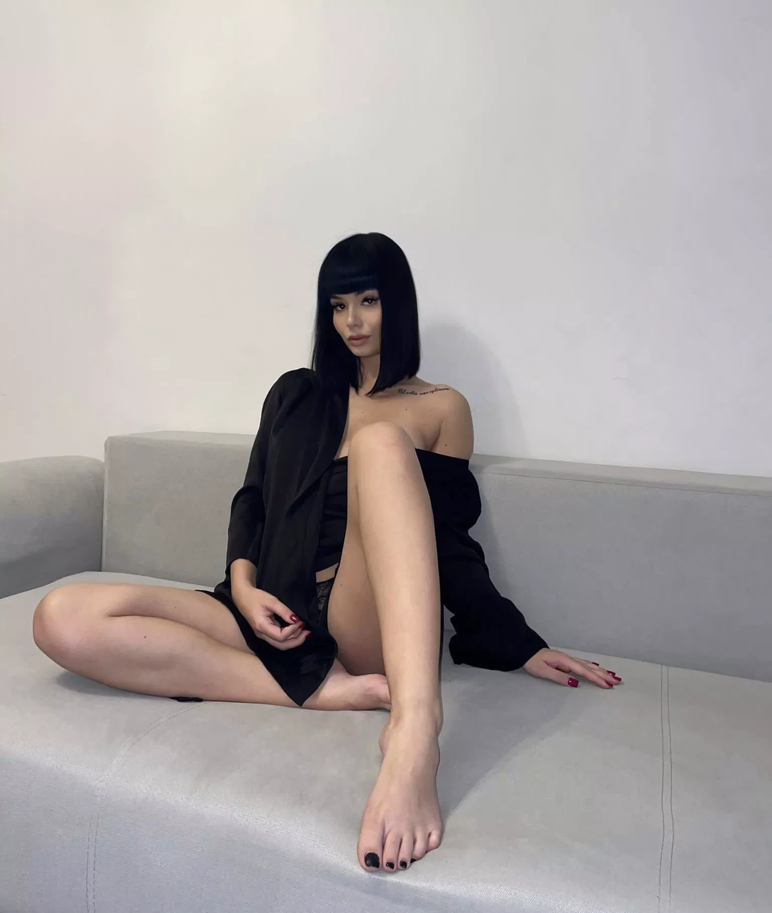 Girls with long legs have more fun