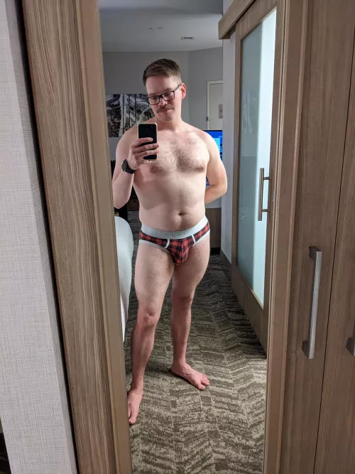 I look good in plaid ❤️🖤