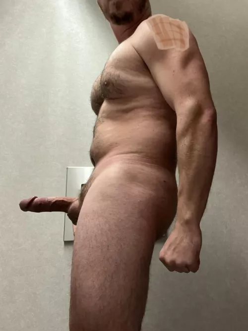 Look I know I don’t have a full, filled beard, but as you can see, I make for that in other ways