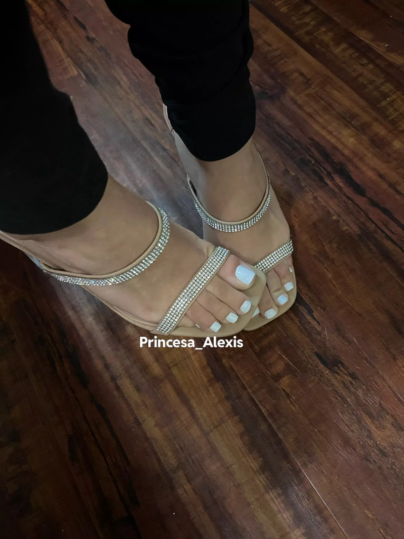 Missed my pretty toes?