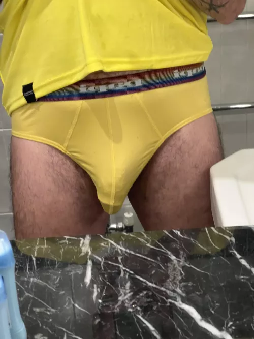 my cock print in those yellow papi’s ;) dm’s always open