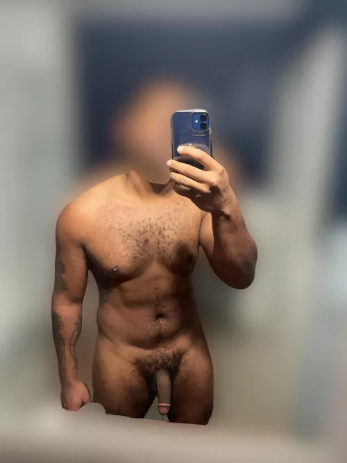 Should I post this unblurred🫣😉