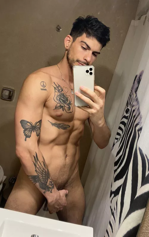 (21)We should be friends w benefits