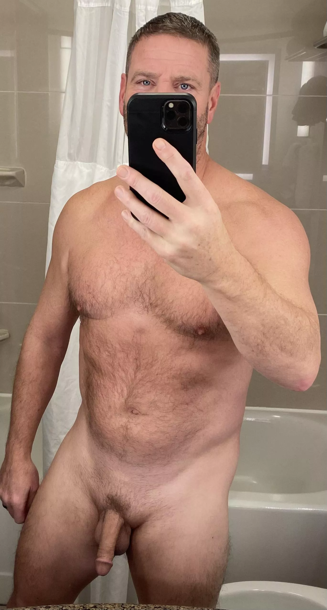 (53), happy Tuesday!