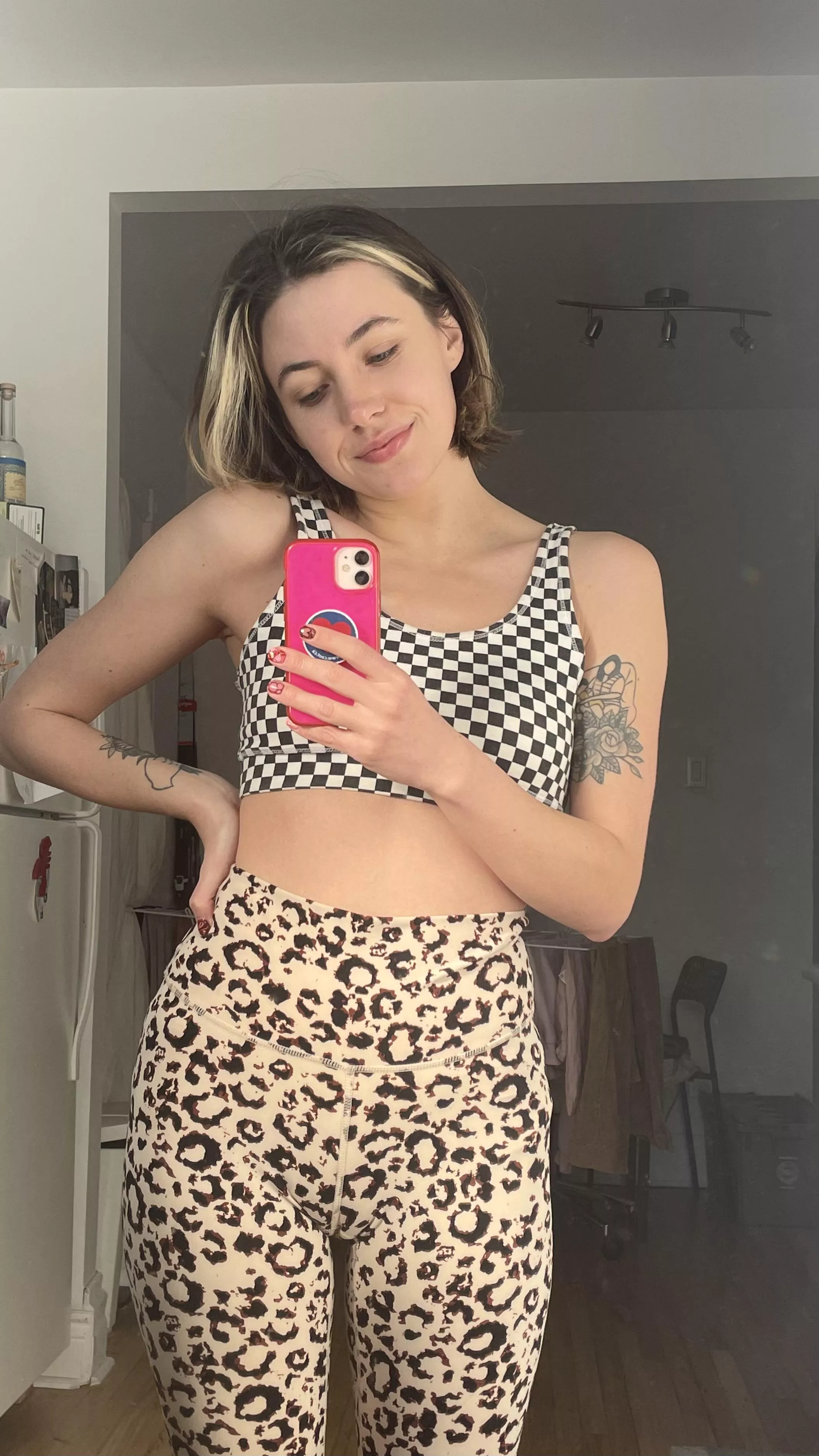 A little pattern clashing never hurt 😝 (F)