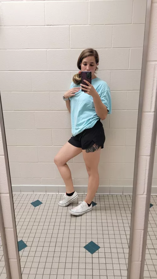 After being sick on and off for what felt like weeks, it was nice to head back to the gym today!