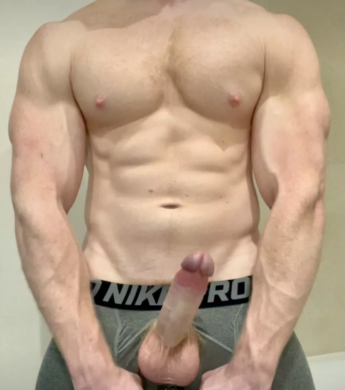 Another Hot Cock! 😍