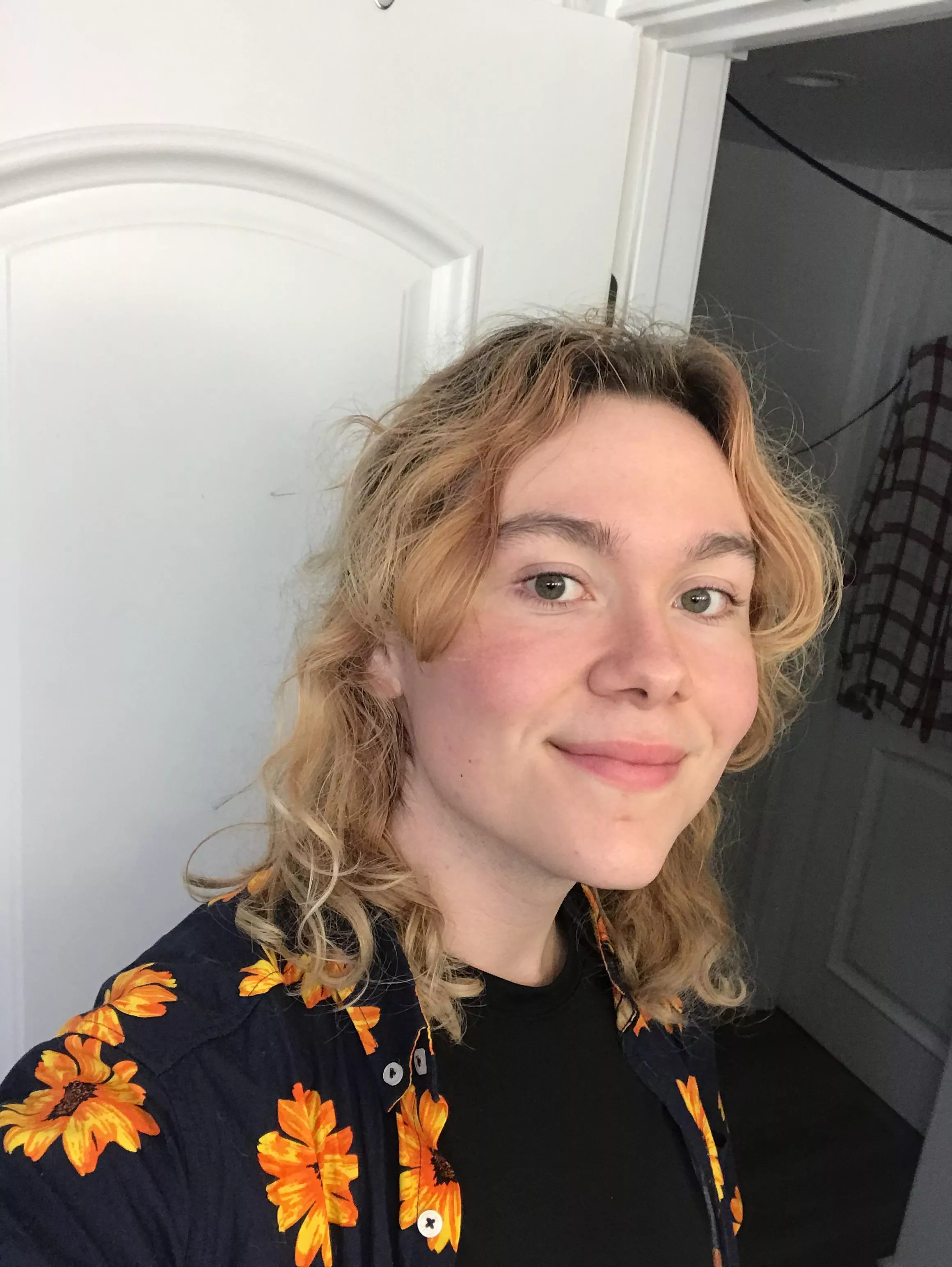 Anyone else struggling to make progress in Scarlet/Violet because they feel the need to run and pick up every potion filled pokeball they see?