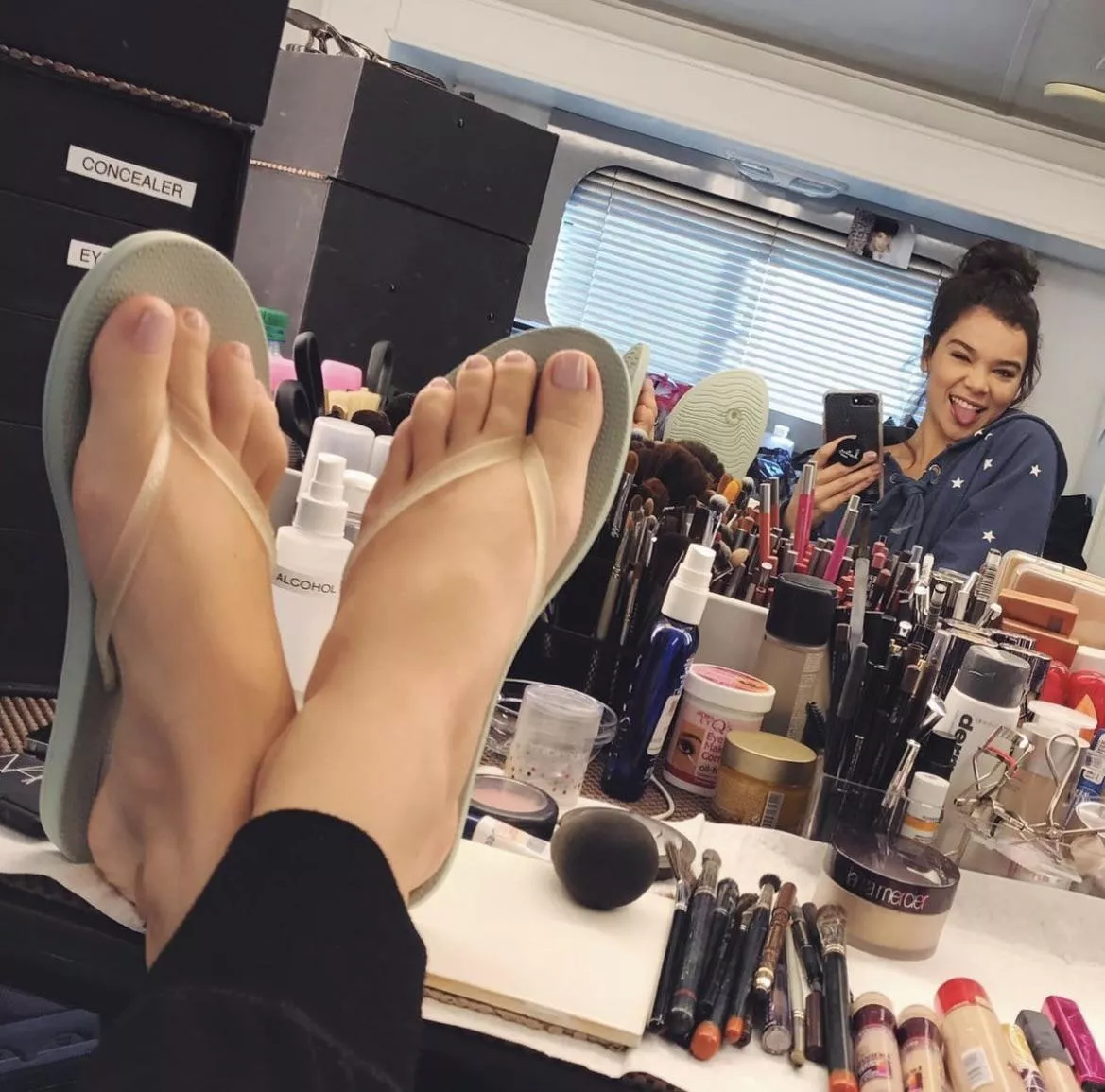 Anyone up to trade some pics?