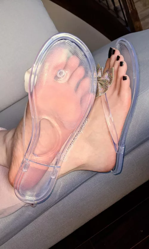 Are you a sucker for pretty women's feet in clear sandals? 🤭