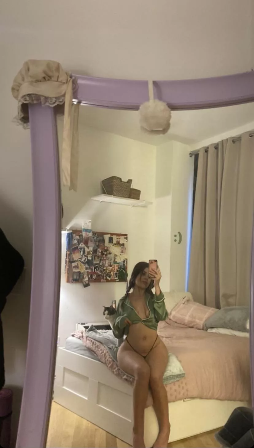 Available all day for all your horny needs don’t be shy I don’t bite 😉🙃