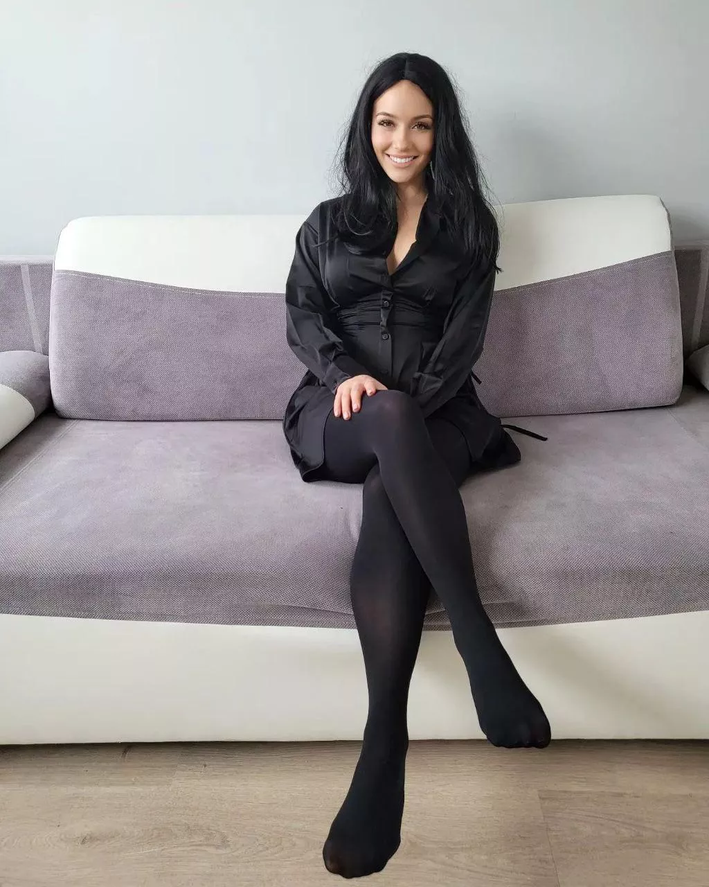 Black opaques. Message me to share tights photos.