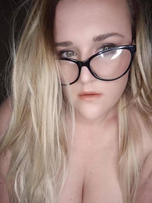 Can i be your mistress 😍