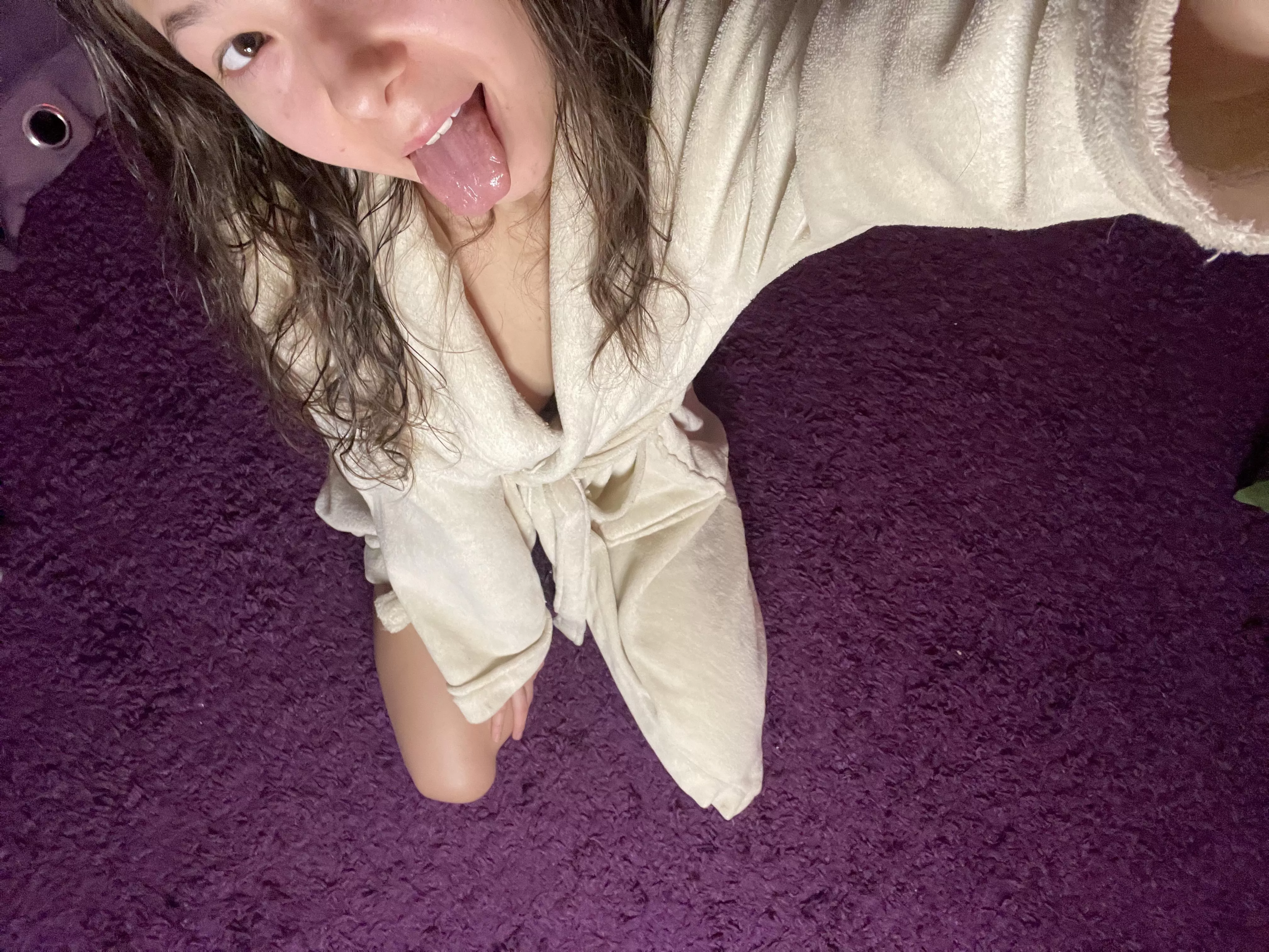 Can this teen seduce you? ;)