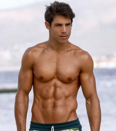 “Carlos Freire” …