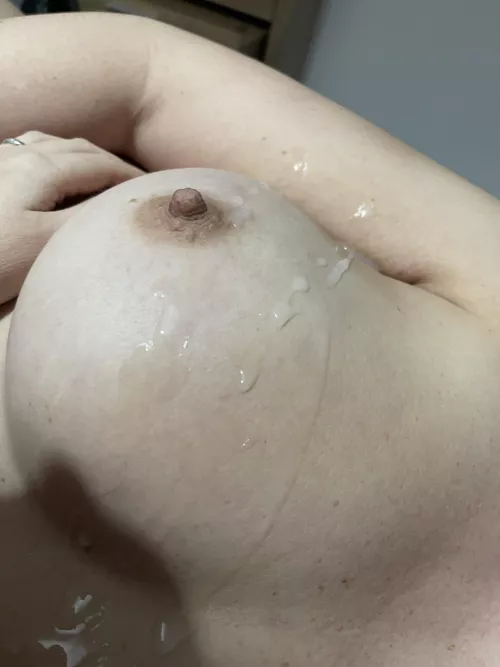 Cum makes my nipples hard