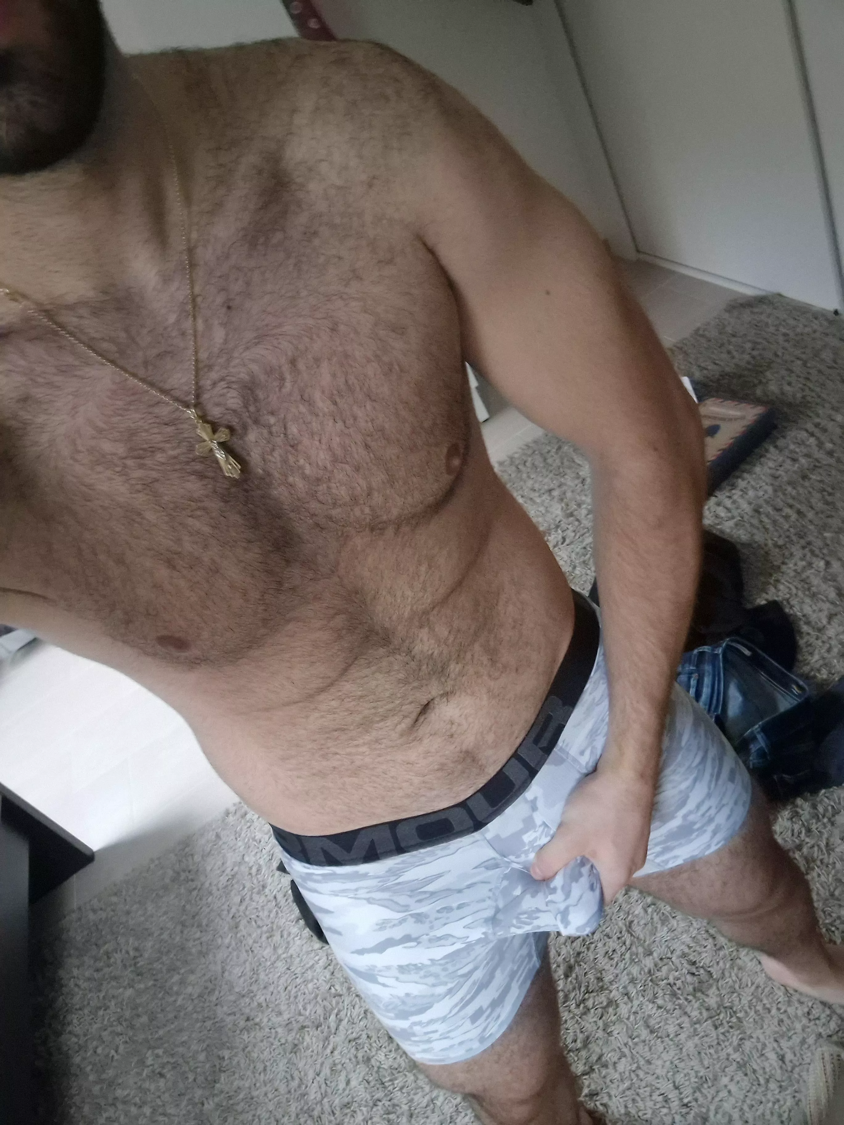 every gym bro needs a decent pair of under armour