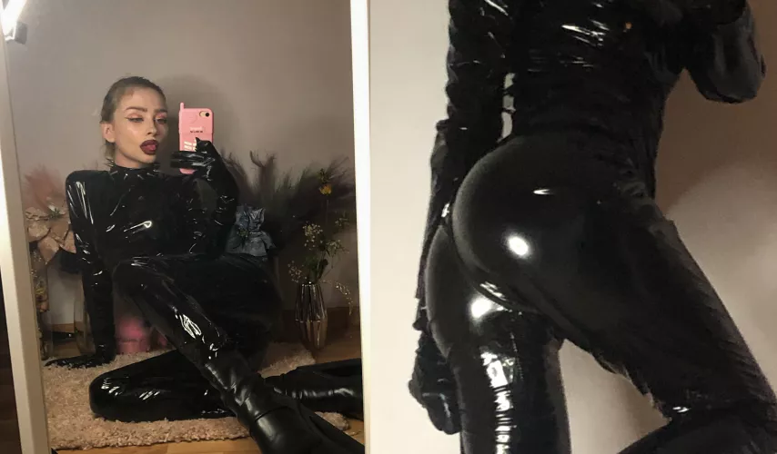 [F] I advise you to behave a good 😈