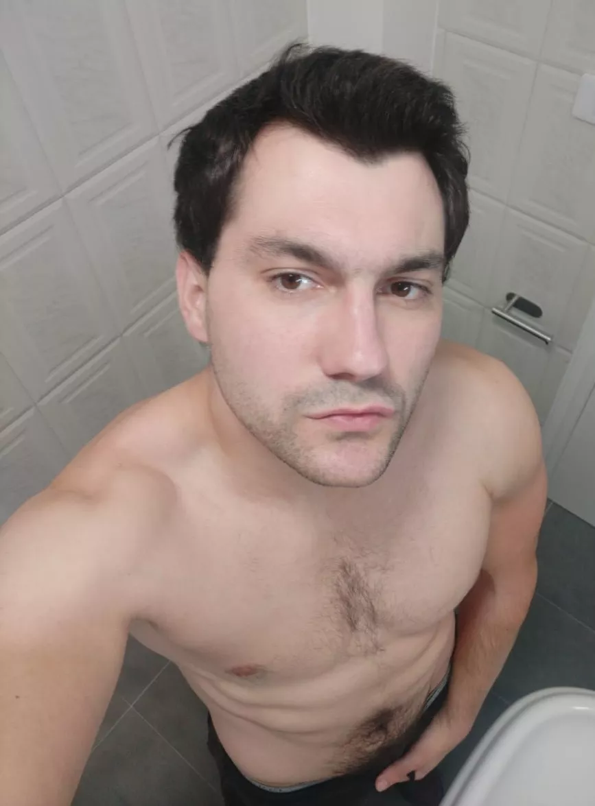 Feeling good today, love you guys 💚💙