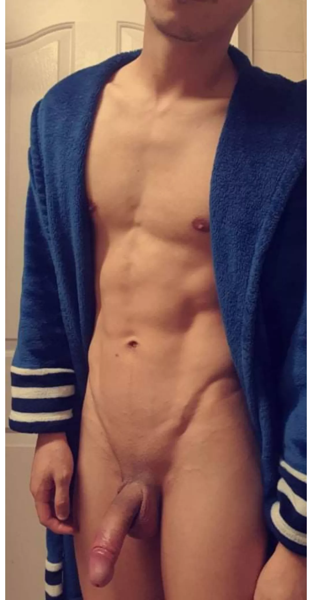 First post here! Hows my asian cock 😏