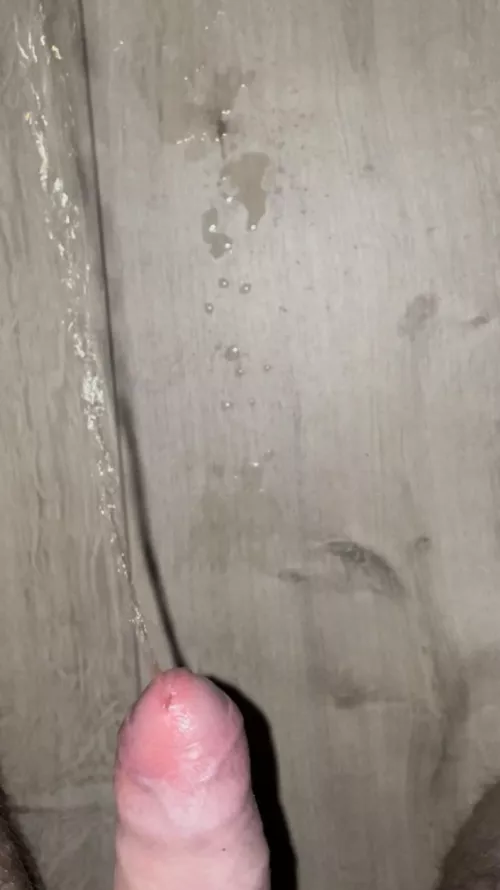 First post here, I just love pissing anywhere