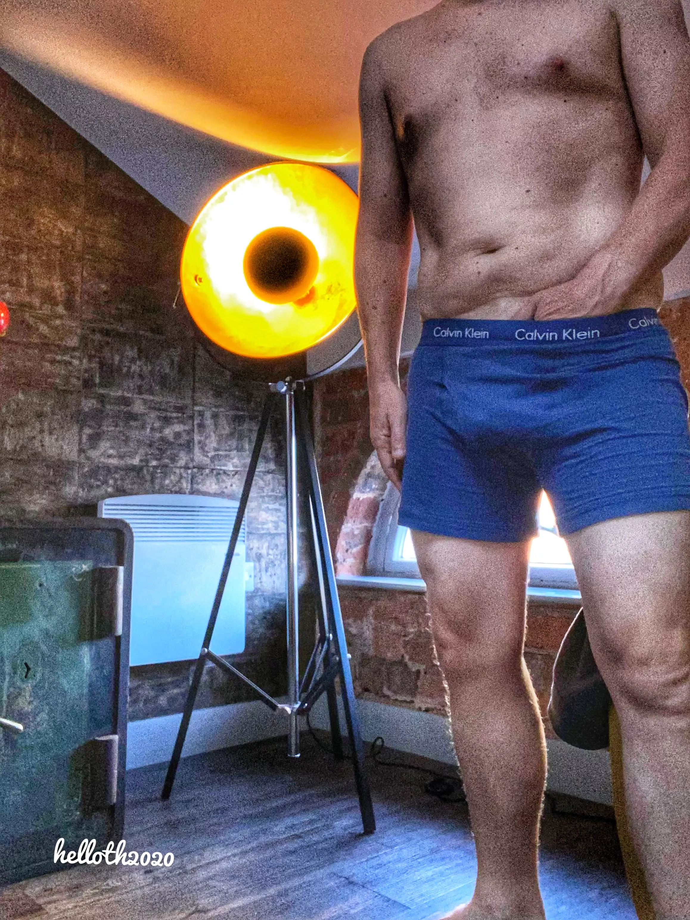 Getting the lighting sorted for our boudoir shoot